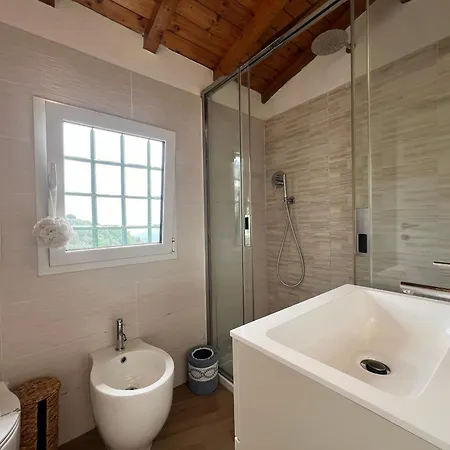 Welcome Riviera - Casa Maria Casa Indipendente In Collina Con Vista ,98 Gradini Per Raggiungerla A Scendere E Salire, Wi-fi Gratuito Incluso Appartamento