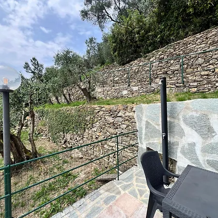 Welcome Riviera - Casa Maria Casa Indipendente In Collina Con Vista ,98 Gradini Per Raggiungerla A Scendere E Salire, Wi-fi Gratuito Incluso *